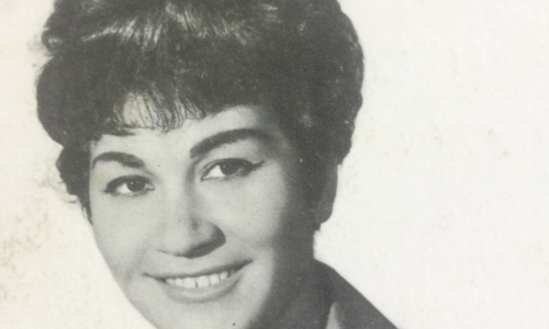 Un primo piano della prima jazzista italiana Dora Musumeci