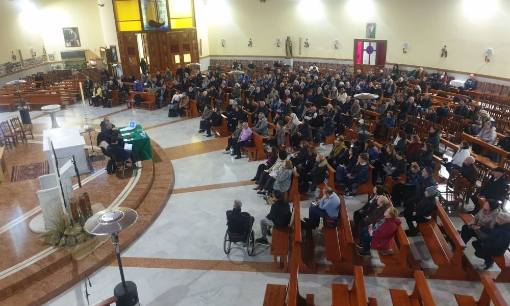 In chiesa si parla di gay, coppie omosessuali, sacramenti: la strada è ancora lunga... eppur si muove